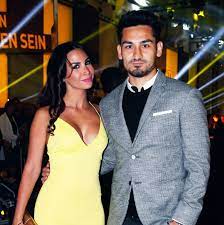 İlkay gündoğan (born 24 october 1990) is a german professional footballer who plays as a midfielder for premier league club manchester city and the germany national team. Ilkay Gundogan Bio Net Worth Salary Married Wife Nationality Age Parents Family Height Wiki Transfer Awards Teams Played Facts Kids Gossip Gist