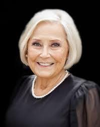 Patricia Keene's Instagram, Twitter & Facebook