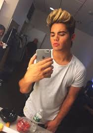 Emery kelly was born on december 28, 1997 in new york city, united states (23 years old). Emery Kelly Wiki Age Height Weight Biography Family More