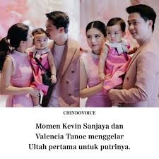 Putri dari pasangan Kevin Sanjaya dan Valencia Tanoe, Avery, merayakan  ulang tahun pertamanya dengan penuh kebahagiaan. Sebagai bagian dari  perayaan tersebut, Kevin dan Valencia sebelumnya berbagi keceriaan dengan  menggelar acara di sebuah