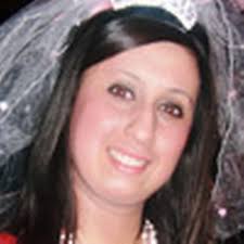 Friends in charity race for tragic bride who died from cancer aged 30