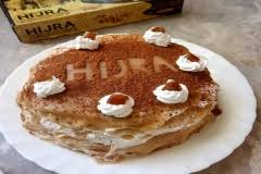 Adapun bahan tambahan yang kerap digunakan untuk crepes manis adalah selai, pisang, coklat, potongan buah, es krim, sirup, gula, dan masih banyak lagi. Kurma Hijra Cantik Manis Mutiara Kurma Hijra