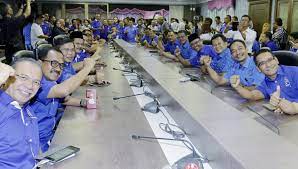 Inilah senarai calon bn sarawak bagi pru 14. Pru 14 Senarai Penuh Calon Bn Terengganu