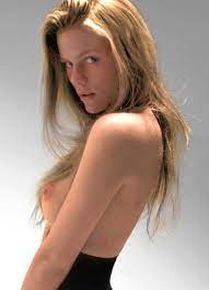 Brooklyn decker nude pictures are something that men of every age are searching, but we got something that's even better. Brooklyn Decker Nude Nude Celebs Glamour Models Pictures And Gifs