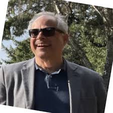 safety #nhtsa #nhtsagov #therightseat #buckleup #buzzeddriving…