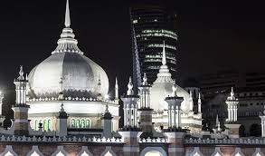 Banca islamică de dezvoltare (idb group) este o instituţie ce urmăreşte dezvoltara multilaterală a acestea sunt: La Banca Islamica Un Modelo Socialmente Responsable