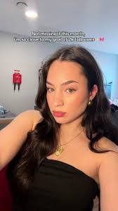 Kayla Kauffman's Instagram, Twitter & Facebook