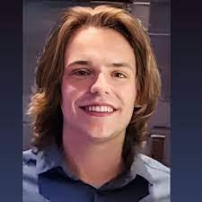 Elliott Centeno's Instagram, Twitter & Facebook