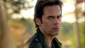 Happy birthday to American actor Billy Burke, born today in 1966. In fandom  Burke is known for his film role as Charlie Swan in Twilight and its  sequels and as one of