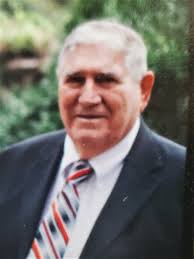 Cecil Savage's Instagram, Twitter & Facebook