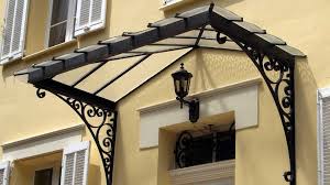 Auvents Et Marquises Subliment La Maison Auvent Auvents Maison Cloture Maison