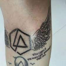 Image Result For Chester Bennington Tattoos Coolgeometrictattos Tattoos Chester Bennington Tattoo Linkin Park Tattoos