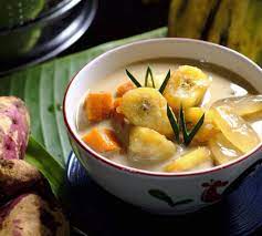 Kolak Pisang Https Www Idntimes Com Food Dining Guide Putriana Cahya Minuman Segar Ini Ternyata Dilarang Saat Fotografi Makanan Ide Makanan Penataan Makanan