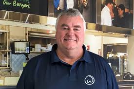 Based on 2020 fdd data, wahlburgers has franchise locations in 17 states. New Ceo Promises To Take Wahlburgers To Next Level Foodservice Equipment Reports Articles News Fer Magazine