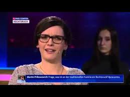 Jetzt übernimmt alice weidel, sie ist die spitzenkandidatin der afd, also die frau, die mit der wahl am 24. Alice Weidel Afd Klart Rot Grun Uber Scharia Auf Youtube