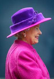 We Celebrate Queen Elizabeth S Diamond Jubilee With A Look Back At Her Best Hats Fashion Through The Decades Elizabeth Ii Queen Hat