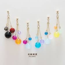 各色残り 少数 色とりどりの木の実 ピアス イヤリング ゆらゆら 揺れる デザイン 和 手作り イヤリング 作り方 イヤリング 手作り アクセサリー 簡単