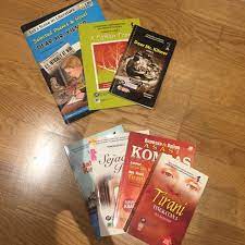 These notes are made and compiled by myself when i sat for my examination in 2012/13. Spm English Literature And Bm Komsas Textbooks On Carousell