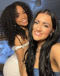 Nadia Blevins (@nadiablevins) • Instagram photos and videos