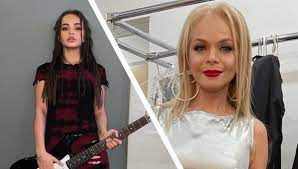 Эх, а ведь он пытался. Valya Karnaval I Larisa Dolina Ishut Idealnogo Muzhchinu Sredi Freshmenov