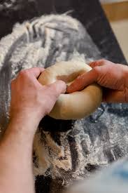 Lerne hier wie du chinesische dumplings selber machst. Dumpling Teig Selber Machen Schnell Und Einfach Mit Nur 2 Zutaten Kuechenchaotin