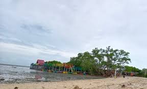 Harga tiket masuk pantai kutang : Pantai Kutang Destinasi Wisata Menarik Di Lamongan