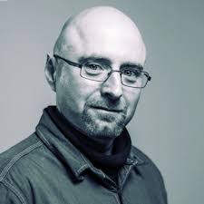 Chris Tompkinson's Instagram, Twitter & Facebook