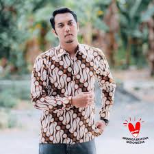 Menyediakan berbagai macam produk asli dari batik kencana ungu. Jual Batik Naufa Kencana Batik Kemeja Pria Lengan Panjang Nk 35 Terbaru Juni 2021 Blibli