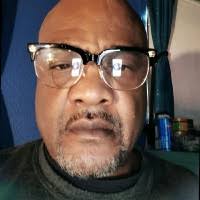 90+ "Robert Traylor" profiles