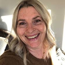 Sonia Ouellette's Instagram, Twitter & Facebook