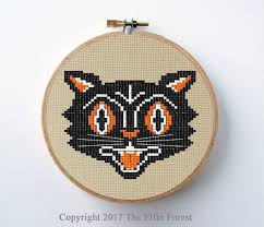 It is recommended to stitch using 2 strands of floss. Halloween Cross Stitch Pattern Black Cat Face Download Vintage Antique Style Needlepoint Embroidery By The Elfin Forest Halloween Cross Stitch Patterns Black Cat Cross Stitch Halloween Cross Stitches