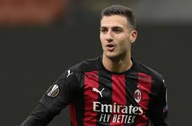 Maybe you would like to learn more about one of these? Does Dalot Have A Future At Man Utd Solskjaer Gives His Verdict