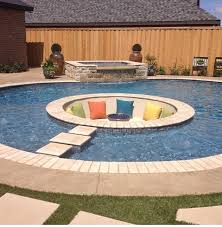 Firepit Inside A Pool Love Need Both Pool In Ground Pools Pool Enclosures