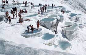 Это место — единственное на земле в своем роде. Pamukkale I Bassejn Kleopatry Na Yuge Turcii Turistim