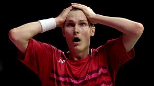 He is the 2017 world champion and the gold medalist at the 2020 summer olympics. Wm Axelsen Wird Weltmeister Deutscher Badminton Verband