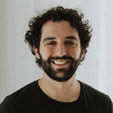 Moshe Hecht's Instagram, Twitter & Facebook