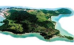 A field trip to the 'island of tombs', which is pulau besar in the straits of malacca. Pulau Besar Melaka Holidaygogogo