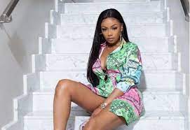 Bonang matheba compartilhou neste último domingo, 13 de outubro, imagens de si mesma usando um vestido branco estilo sereia quando. Mzansi Congratulates Bonang Matheba After Announcing It S A Girl Style You 7