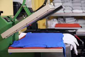 How To Start A T Shirt Printing Business At Home Printing Business Tshirt Printing Business Tshirt Business