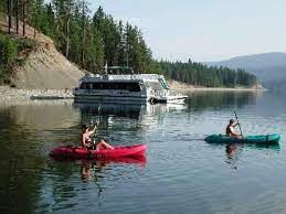 Awesome Kayaking On Lake Roosevelt Kayaking Favorite Places Lake