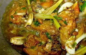 The most common meat used in tinorangsak is pork. Ayam Serai Masak Berlada Dari Dapur Kak Tie