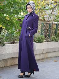 Lisyani Widyastuti Adli Kullanicinin Haute Hijabi Panosundaki Pin Rahat Kiyafetler Mutevazi Moda Mor