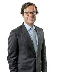 Onze milhões e 300 mil euros é o valor suspeito e que terá estado na origem do alerta. Francisco Proenca De Carvalho Lawyers