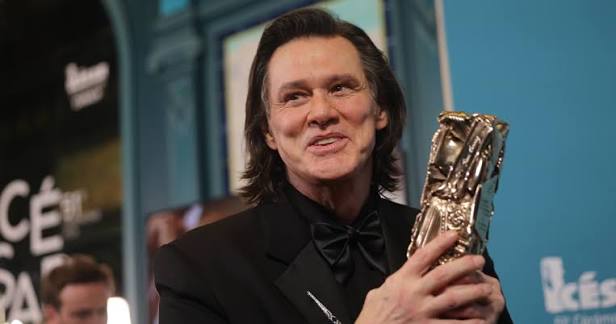 Confirman que Jim Carrey no tiene un doble tras comentada nueva apariencia:  crece rumor de retoque | TV y Espect&aacute;culo | BioBioChile