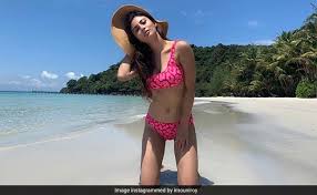 Mouni roy is one of the most popular indian tv actresses. Pics From Mouni Roy S Thailand Vacation Are Pure Bliss