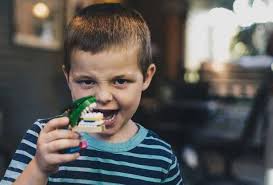 Noordelijk Onderwijsgilde magazine scholingsaanbod 2023-2024 by  noordelijk-onderwijsgilde