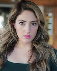 Danielle Winchester's Instagram, Twitter & Facebook