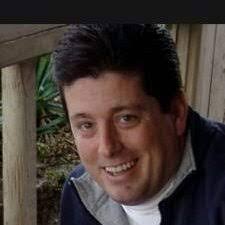 Stephen Kear's Instagram, Twitter & Facebook