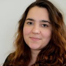 Can someone identify what the issues is I am facing with murine colon  organoid culture?