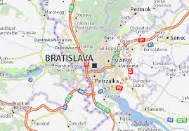 Mappa e info aeroporti slovacchia, come arrivare in aereo, lista scali, orario tempo reale arrivi e partenze, destinazioni, compagnie aeree. Mappa Michelin Bratislava Pinatina Di Bratislava Viamichelin